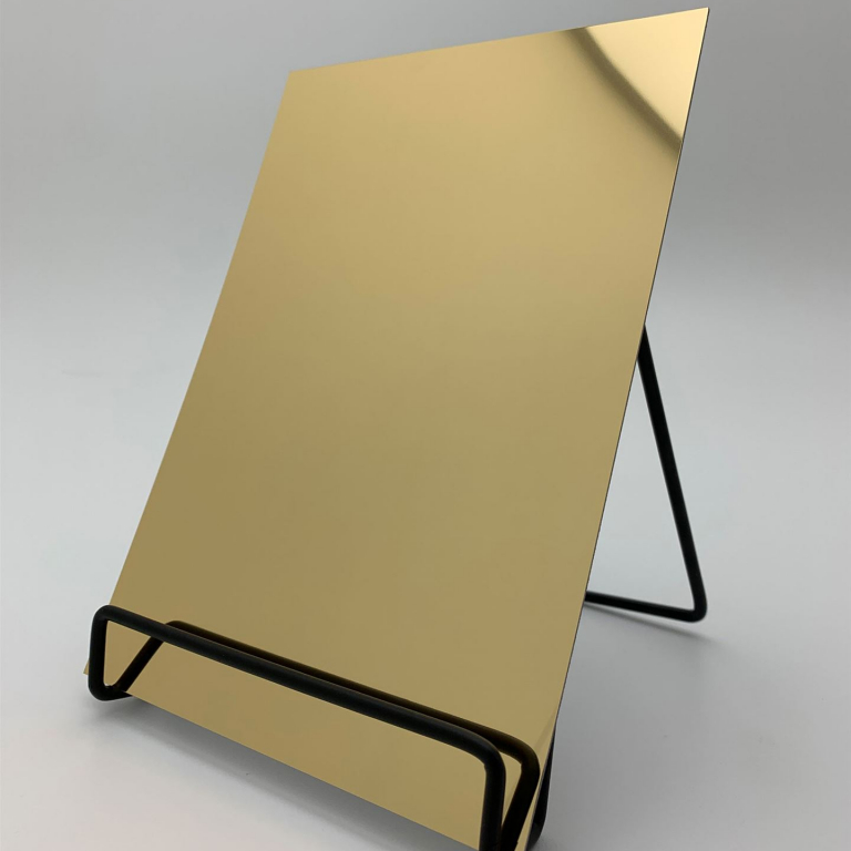 DM-Gold-30-AR-Aufsteller