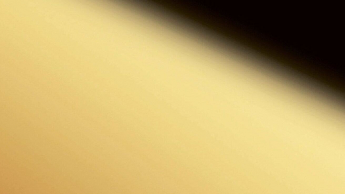 DM-Gold_D-1920x740